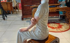 WRITE AS 夹东西上课